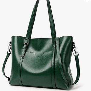 NWOT - Forest Green Purse